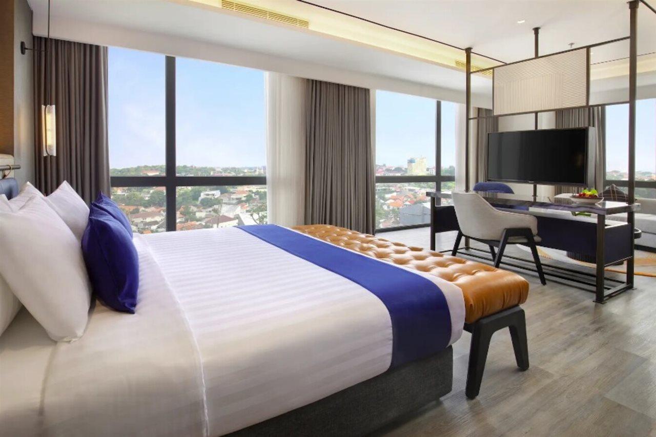 Hotel Aruss Semarang Exterior photo